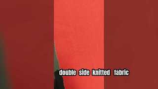 Doppelseitig gestrickter Stoff