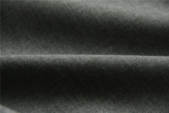 Farbechtheit der Stufe 5: Meta-Aramid-Gewebe, gewebter Twill, starkes, leichtes Material. Wird in Feuerwehranzügen und taktischen Uniformen verwendet