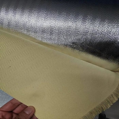 Das Fischgrätenmuster, das 100% Para Aramid spinnt, aluminisierte Gewebe