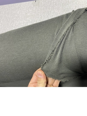 T SCHISS Sportkleidungs-Oberbekleidungs-strickende Meta- Aramid-Gewebe-Gewohnheit färbt verfügbar
