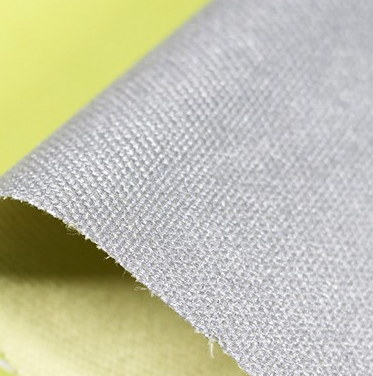 Strapazierfähiges Para-Aramid-Gewebe für Schutzausrüstung, industrielle Anwendungen und die Herstellung von Sicherheitsausrüstung