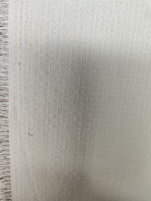 Schutzbekleidung Meta-Aramid-Gewebe aus 5 Prozent Para-Aramid und beschädigter Länge 4,5 cm Ideal für Schutzausrüstung